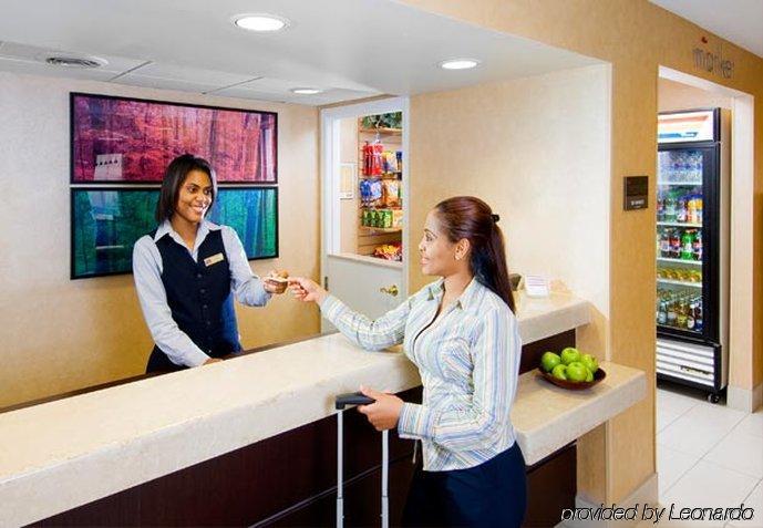 Value Extended - St Louis Hotel